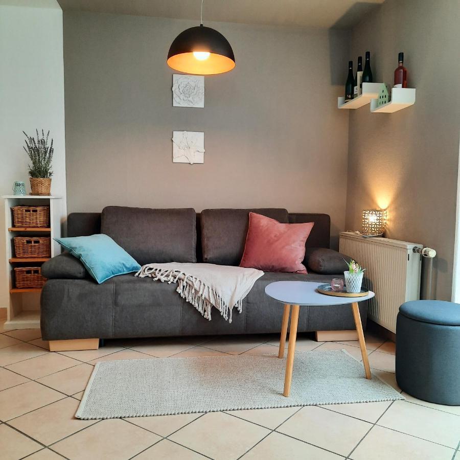 Ferienwohnung-hallebach * Zell an der Mosel